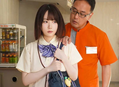 Người đàn ông quản lý giải quyết vụ em gái lấy trộm đồ trong cửa hàng